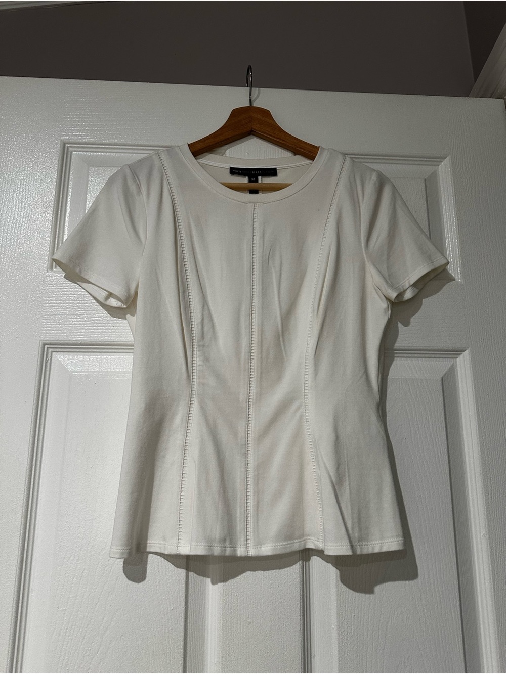 White House Black Market Ivory Short Sleeve Seam-Panel Top